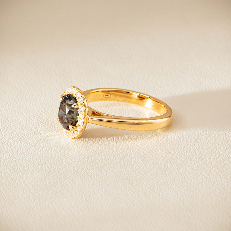 18ct Yellow Gold 2.03ct Green Sapphire & Diamond Nina Ring