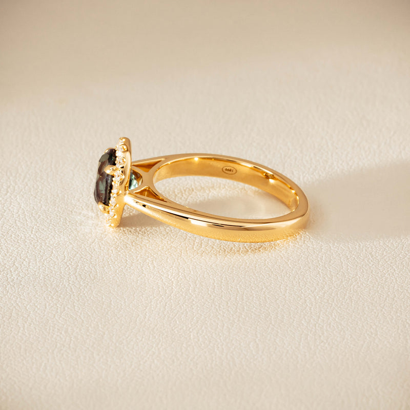 18ct Yellow Gold 2.03ct Green Sapphire & Diamond Nina Ring