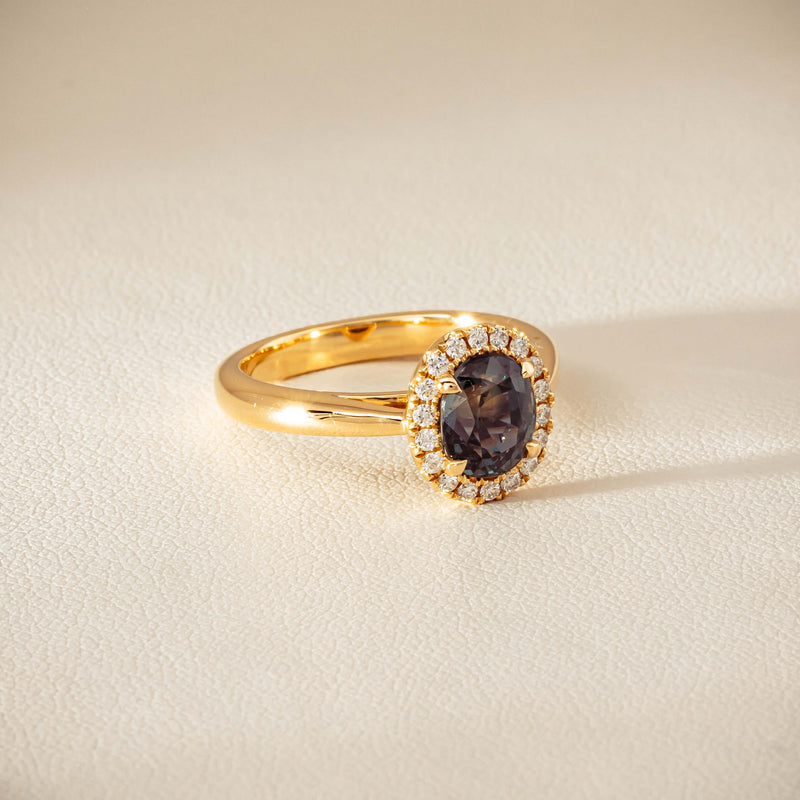 18ct Yellow Gold 2.03ct Green Sapphire & Diamond Nina Ring