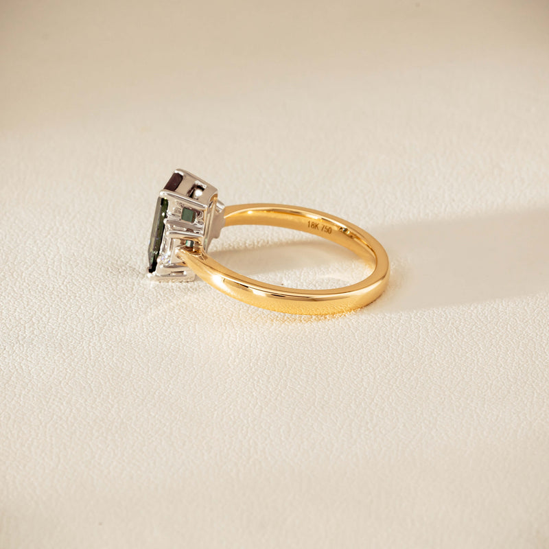18ct Yellow Gold 2.35ct Green Sapphire Diamond Odyssey Ring