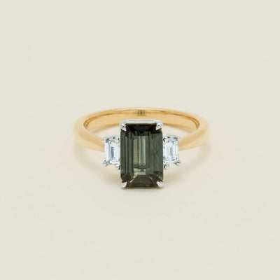 18ct Yellow Gold 2.35ct Green Sapphire Diamond Odyssey Ring
