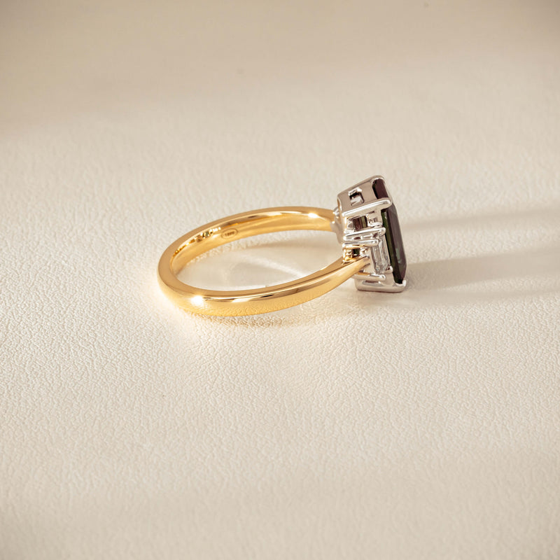 18ct Yellow Gold 2.35ct Green Sapphire Diamond Odyssey Ring