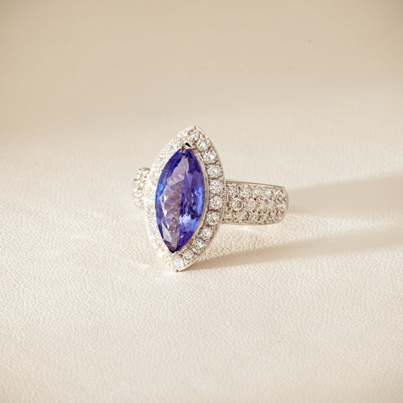 Deja Vu 18ct White Gold 2.20ct Tanzanite & Diamond Ring