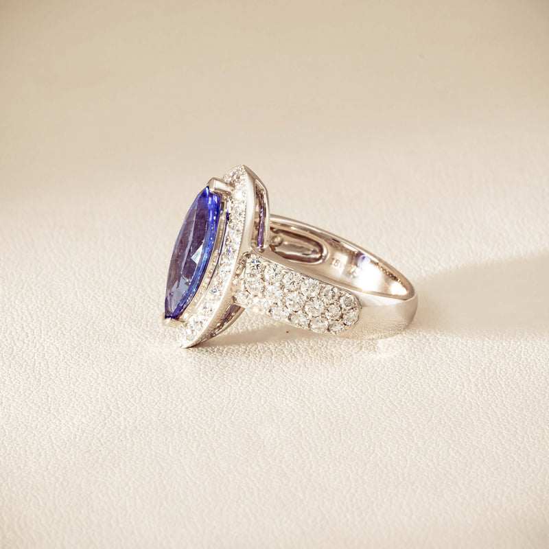 Deja Vu 18ct White Gold 2.20ct Tanzanite & Diamond Ring