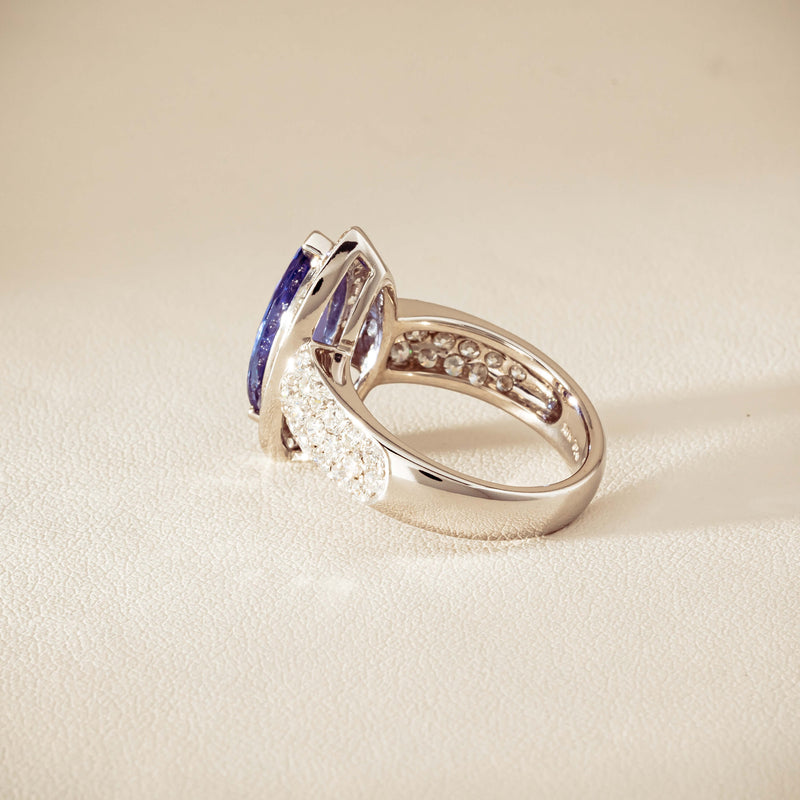 Deja Vu 18ct White Gold 2.20ct Tanzanite & Diamond Ring
