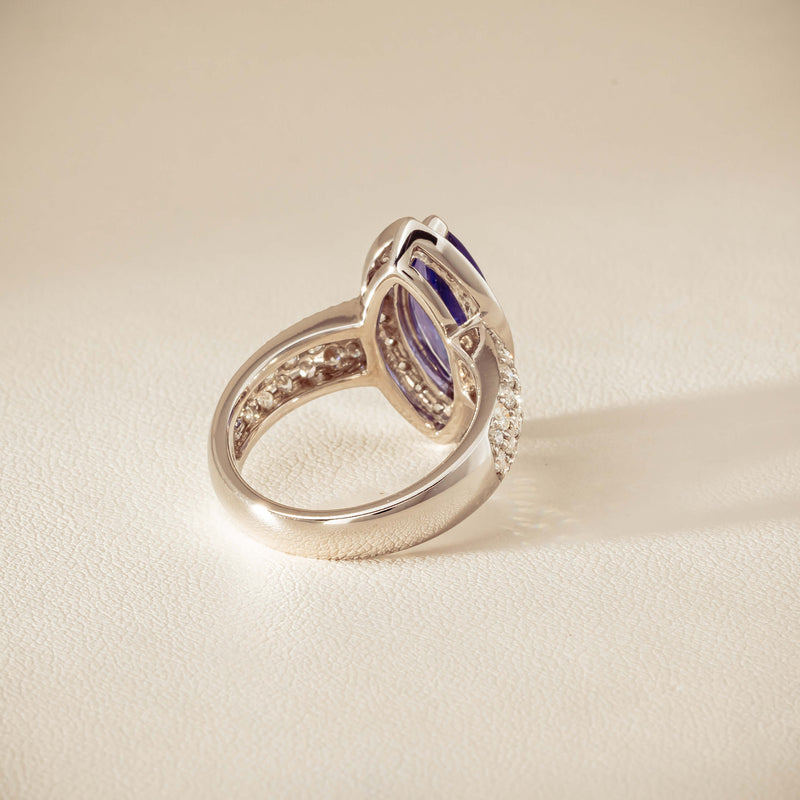 Deja Vu 18ct White Gold 2.20ct Tanzanite & Diamond Ring