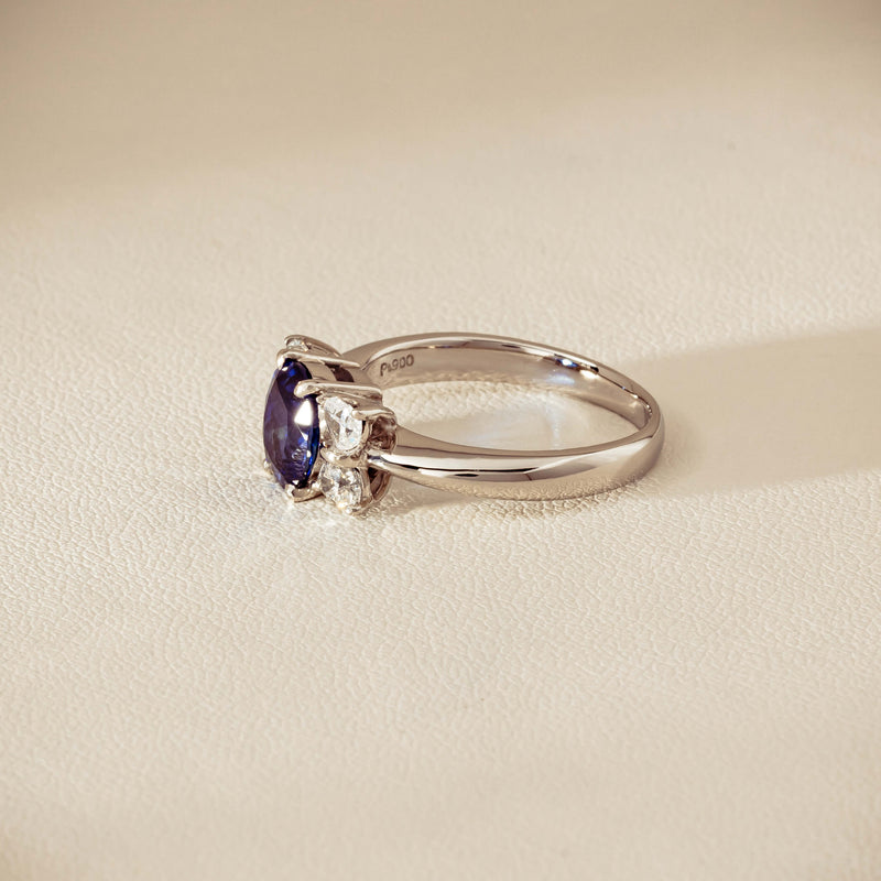 Deja Vu Platinum 1.49ct Oval Sapphire & Diamond Ring
