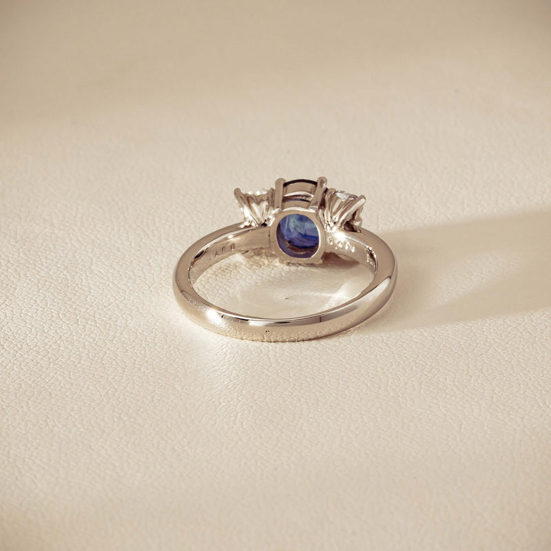 Deja Vu Platinum 1.49ct Oval Sapphire & Diamond Ring
