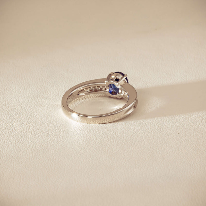 Deja Vu Platinum 1.19ct Oval Sapphire & Diamond Ring - Ring - Walker & Hall