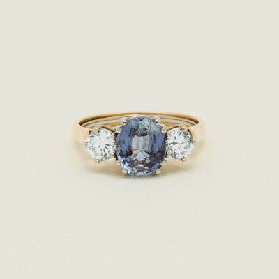 Deja Vu 18ct Yellow Gold 3.67ct Sapphire & Diamond Ring