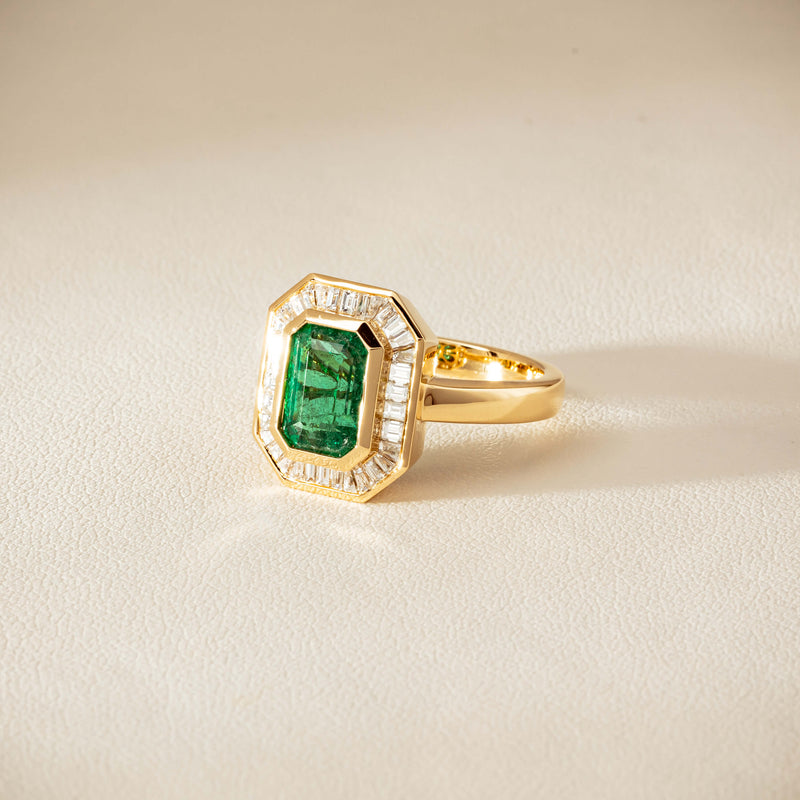18ct Yellow Gold 2.26ct Emerald & Diamond Halo Ring