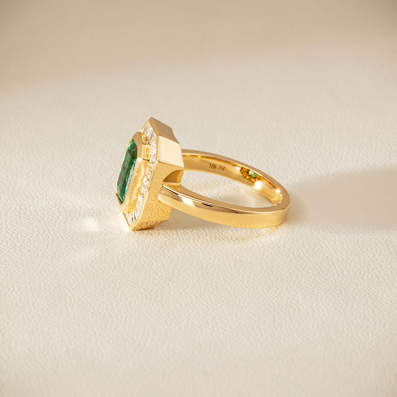 18ct Yellow Gold 2.26ct Emerald & Diamond Halo Ring