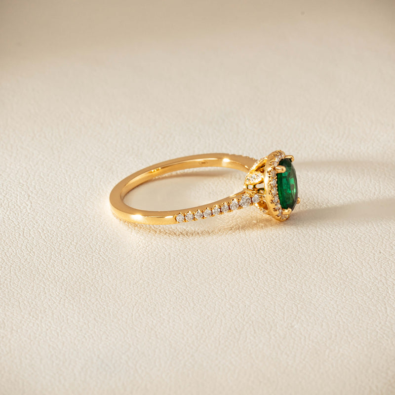 18ct Yellow Gold .72ct Emerald Diamond Mini Sierra Ring
