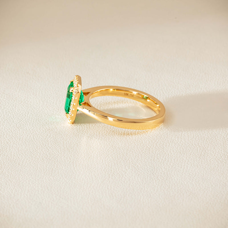 18ct Yellow Gold 1.38ct Emerald & Diamond Nina Ring