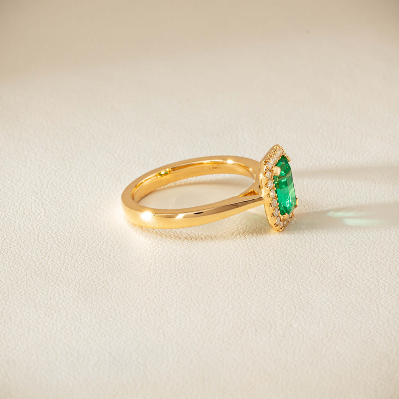 18ct Yellow Gold 1.38ct Emerald & Diamond Nina Ring