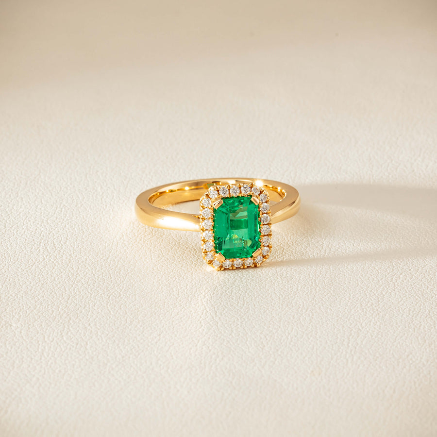 18ct Yellow Gold 1.38ct Emerald & Diamond Nina Ring