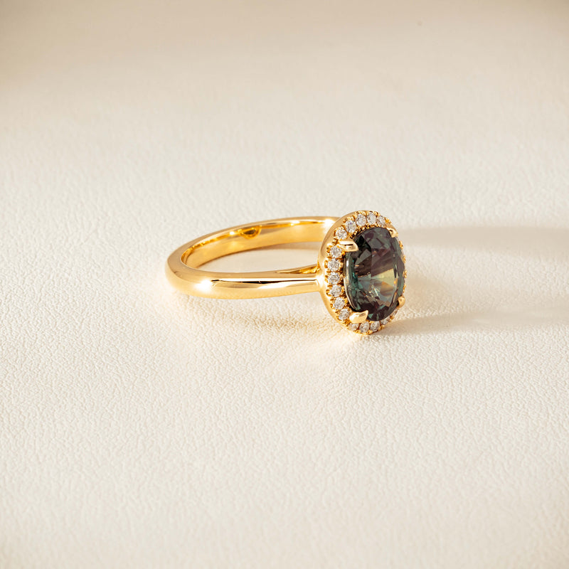 18ct Yellow Gold 2.37ct Green Sapphire & Diamond Nina Ring