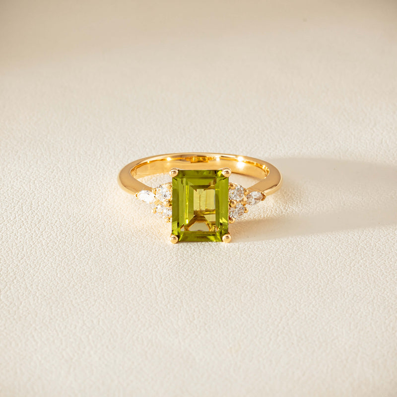 18ct Yellow Gold 2.20ct Peridot & Diamond Oriana Ring