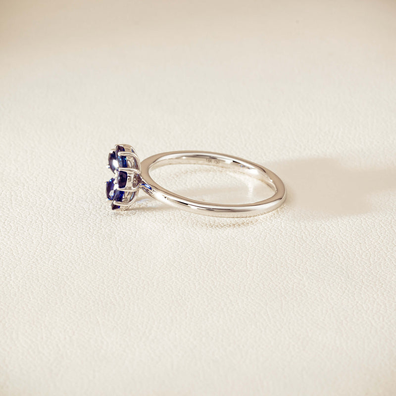 18ct White Gold Sapphire & Diamond Forget-Me-Not Ring