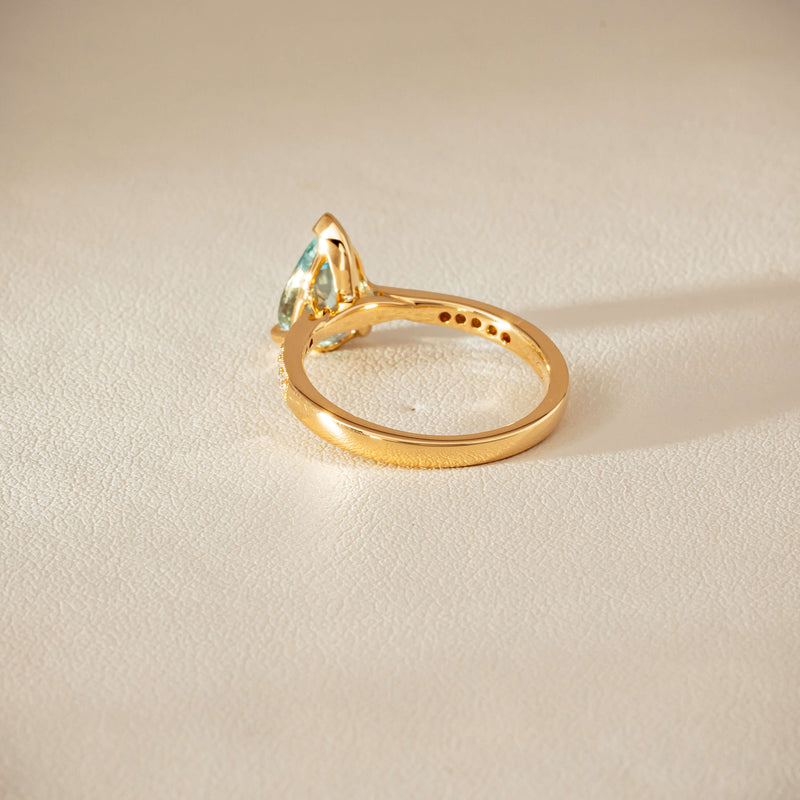 18ct Yellow Gold 1.78ct Aquamarine & Diamond Zenith Ring - Ring - Walker & Hall