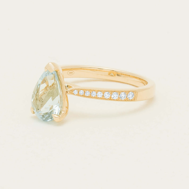 18ct Yellow Gold 1.78ct Aquamarine & Diamond Zenith Ring - Ring - Walker & Hall