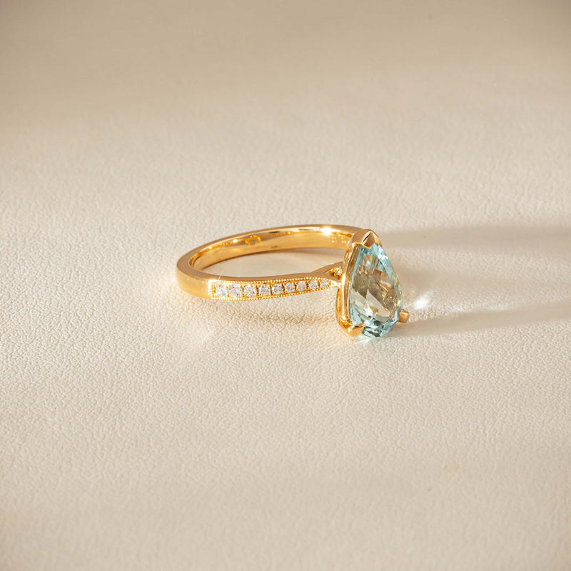 18ct Yellow Gold 1.78ct Aquamarine & Diamond Zenith Ring - Ring - Walker & Hall
