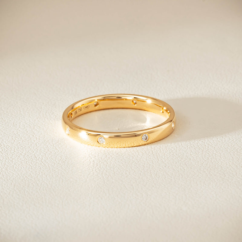 18ct Yellow Gold Diamond Lucky Band - Ring - Walker & Hall