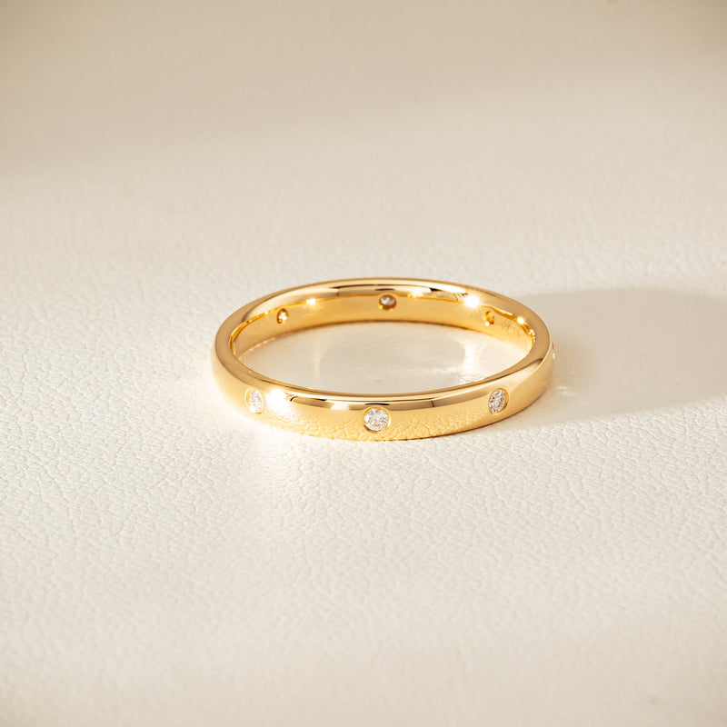 18ct Yellow Gold Diamond Lucky Band - Ring - Walker & Hall