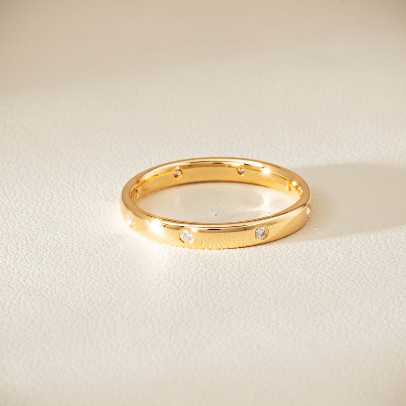 18ct Yellow Gold Diamond Lucky Band - Ring - Walker & Hall