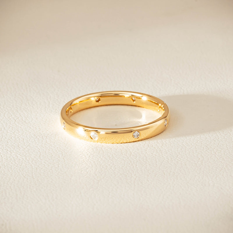 18ct Yellow Gold Diamond Lucky Band - Ring - Walker & Hall
