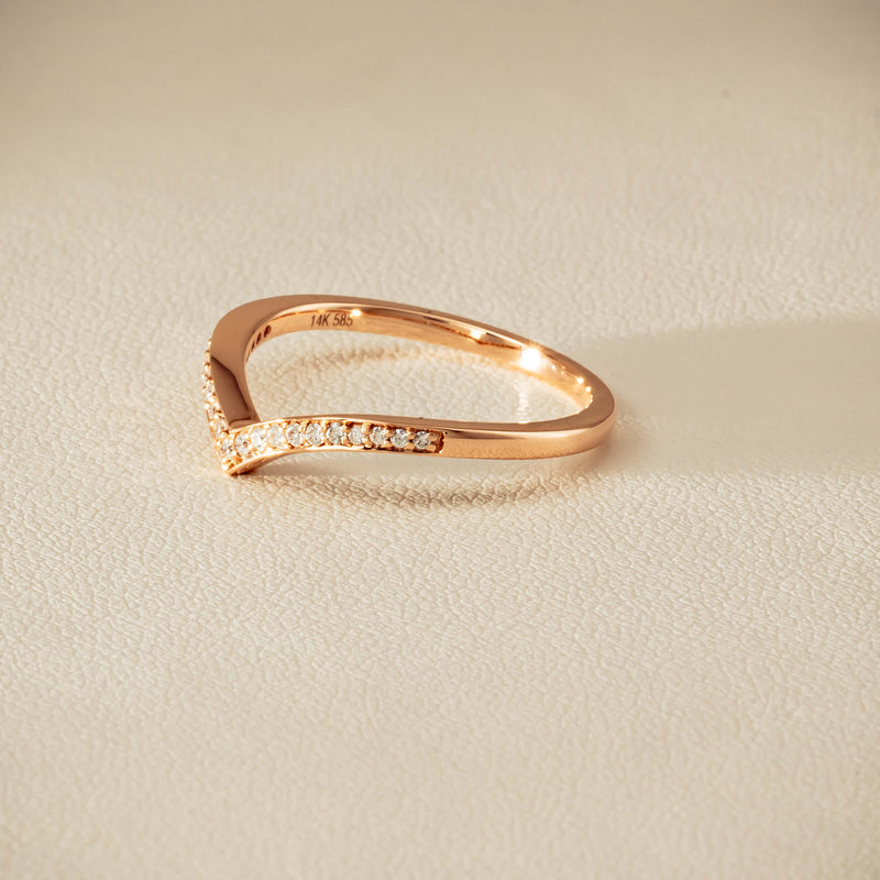 14ct Rose Gold Diamond Chevron Band