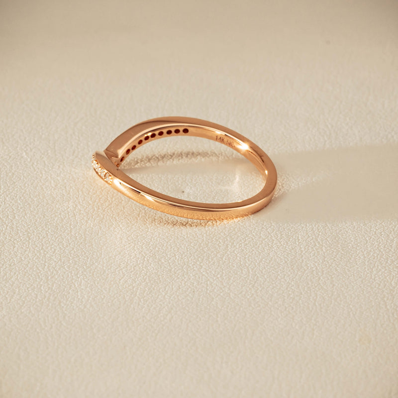 14ct Rose Gold Diamond Chevron Band