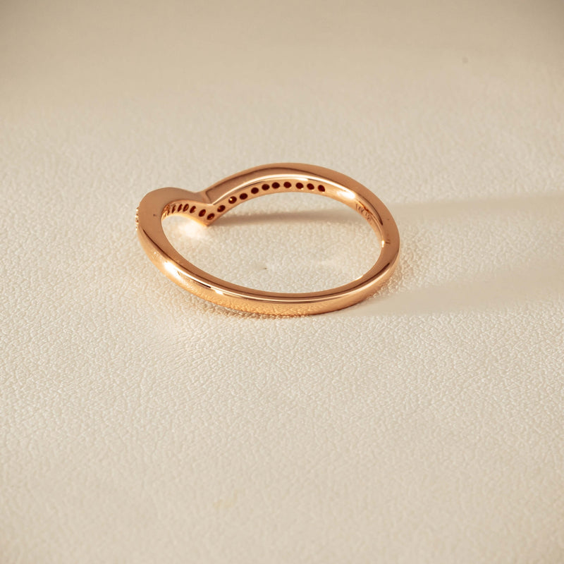 14ct Rose Gold Diamond Chevron Band