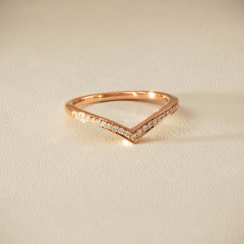 14ct Rose Gold Diamond Chevron Band