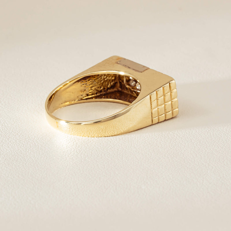 Deja Vu 14ct Yellow Gold .22ct Diamond Signet Ring
