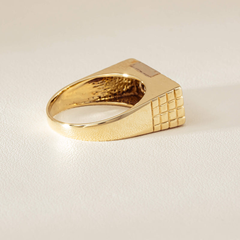 Deja Vu 14ct Yellow Gold .22ct Diamond Signet Ring