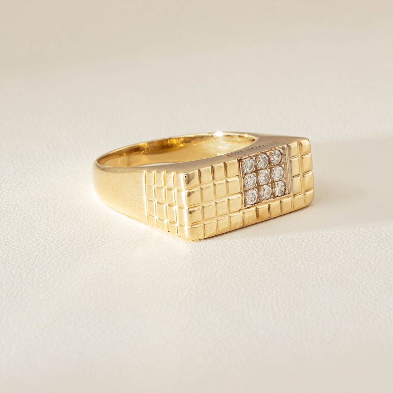 Deja Vu 14ct Yellow Gold .22ct Diamond Signet Ring