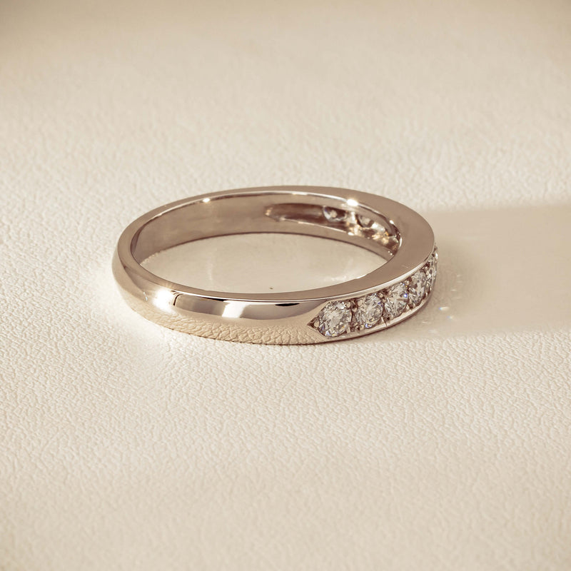Deja Vu Platinum .80ct Diamond-Set Band - U 1/2