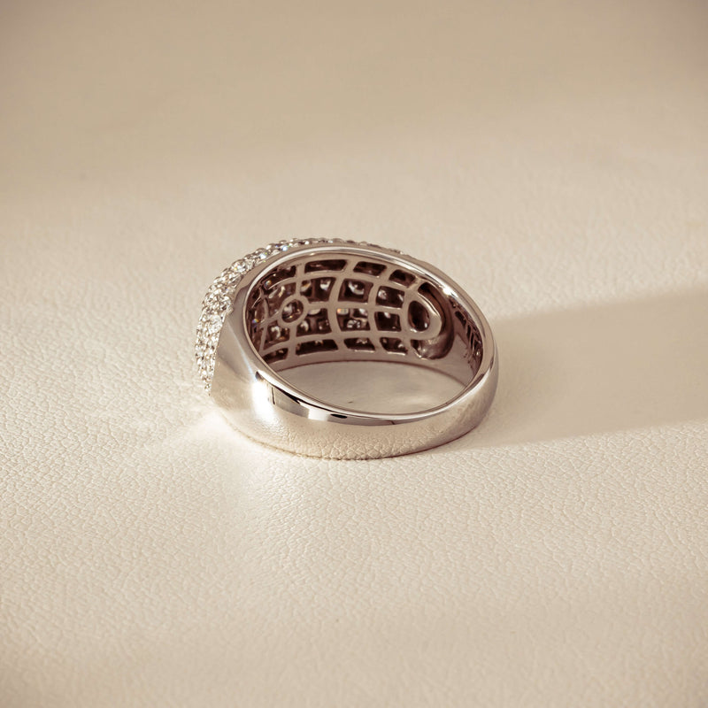 Deja Vu 18ct White Gold 2.00ct Diamond Pave Dome Ring