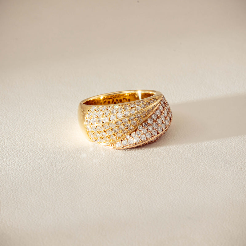 Deja Vu 18ct Bi-Tone Gold 1.70ct Diamond Crossover Ring