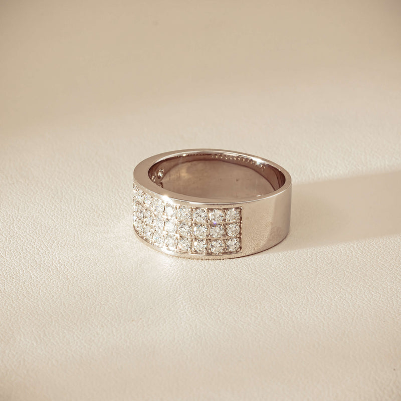 Deja Vu 18ct White Gold 1.75ct Diamond Pave-Set Ring