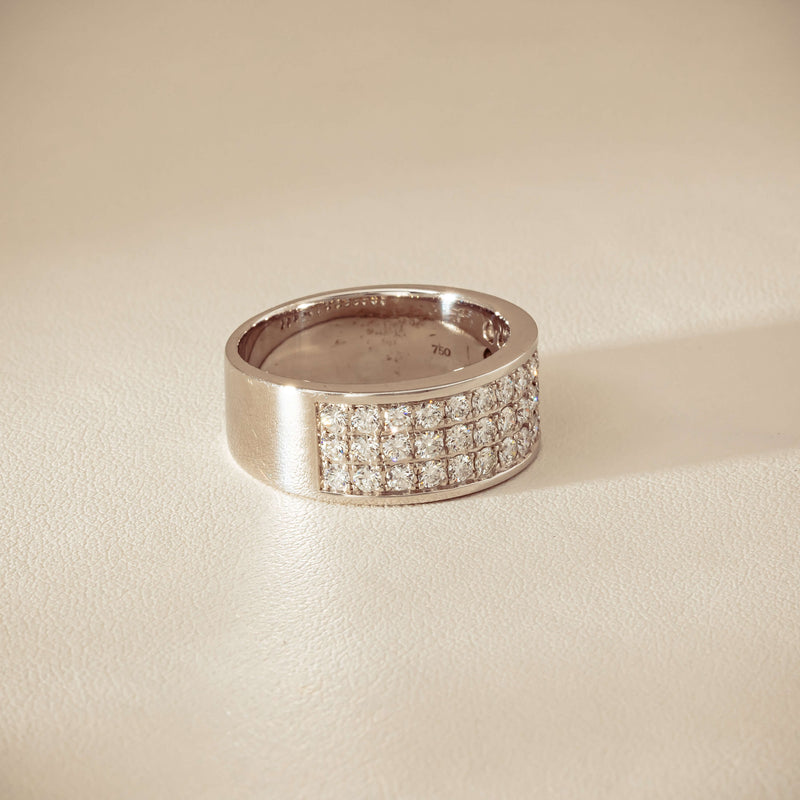 Deja Vu 18ct White Gold 1.75ct Diamond Pave-Set Ring