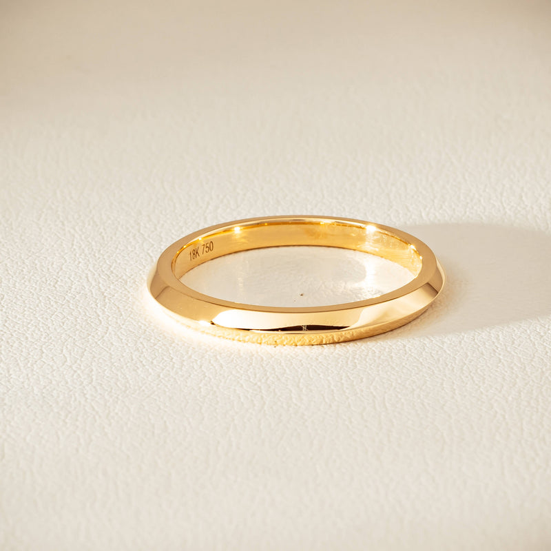 18ct Yellow Gold Venetian Band - Ring - Walker & Hall