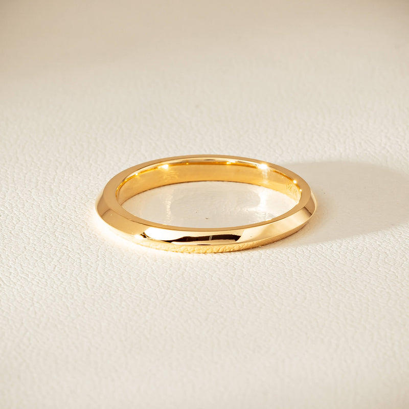 18ct Yellow Gold Venetian Band - Ring - Walker & Hall