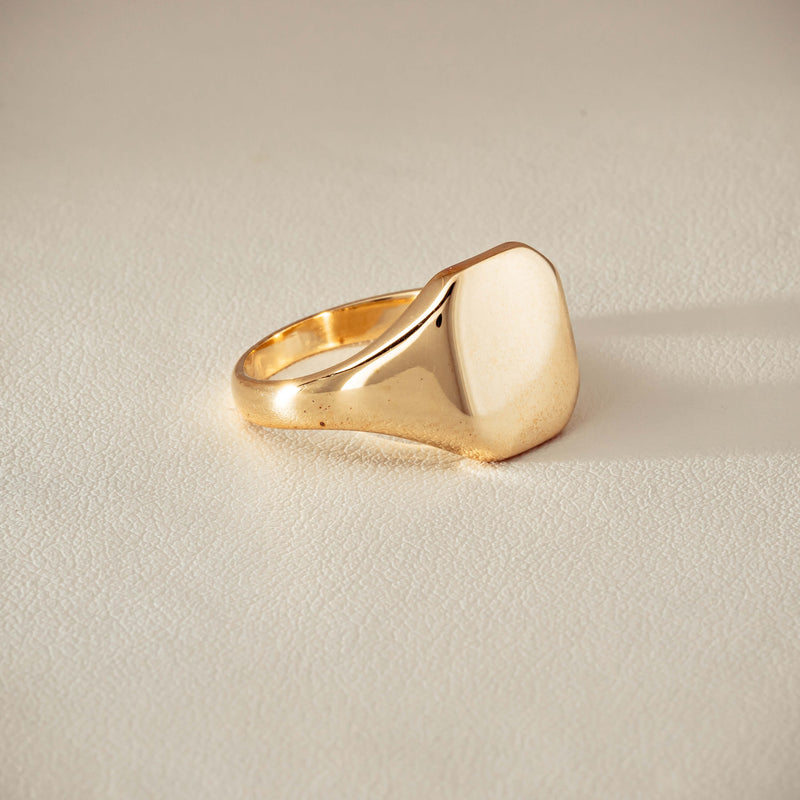 Deja Vu 9ct Yellow Gold Rectangular Signet Ring - Ring - Walker & Hall