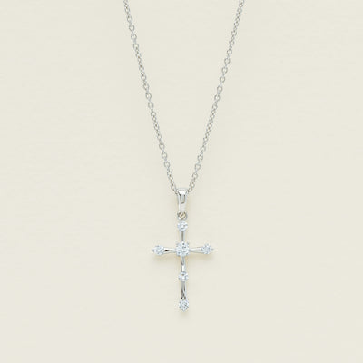18ct White Gold .22ct Diamond Cross Pendant