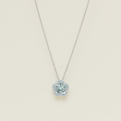 18ct Gold .70ct Aquamarine Forget-Me-Not Flower Pendant