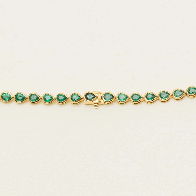 18ct Yellow Gold 12.72ct Pear Emerald Natalia Necklace