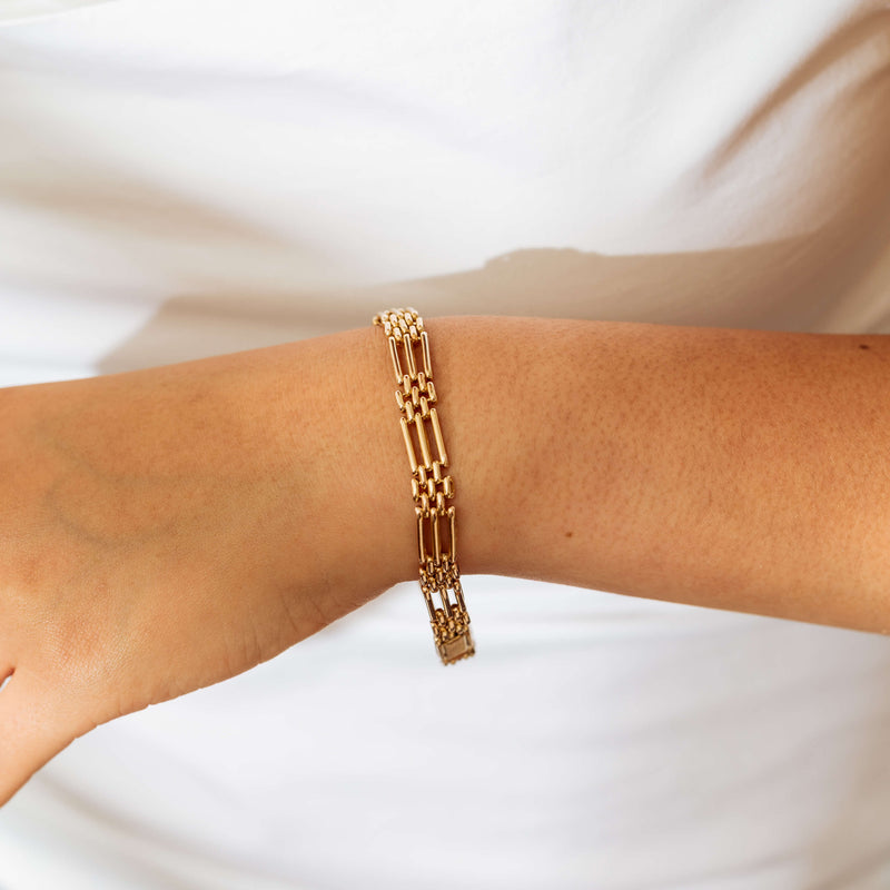 Deja Vu 18ct Yellow Gold Three-Bar Gate Bracelet - Bracelet - Walker & Hall