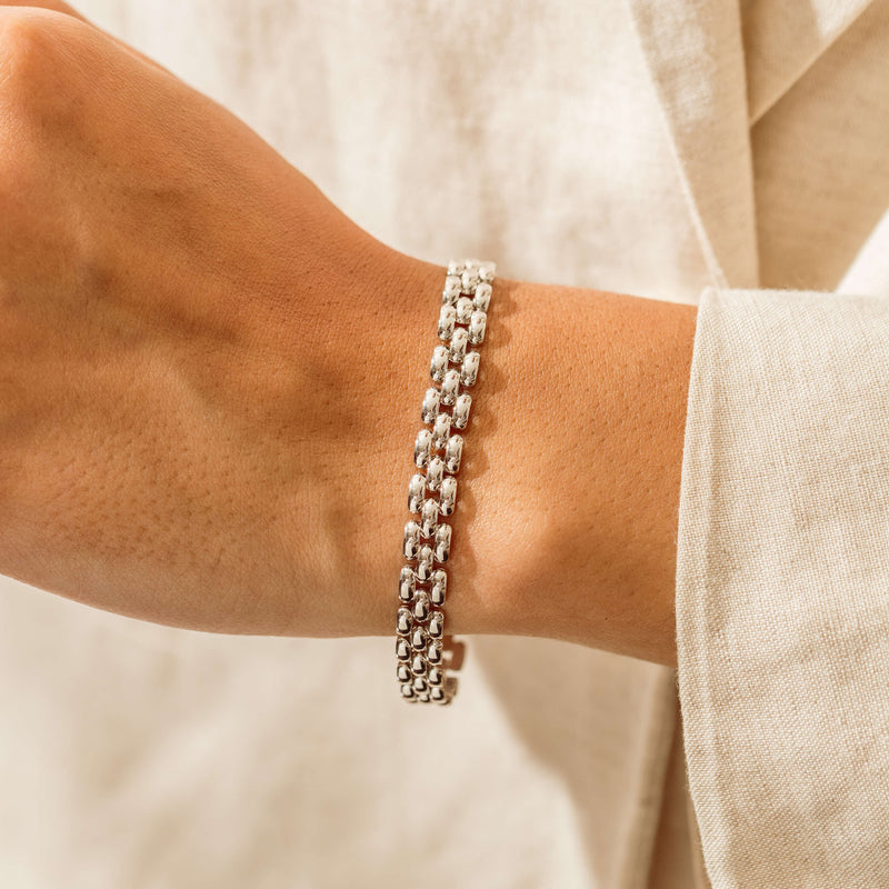 Deja Vu 9ct White Gold Gate Link Bracelet - Bracelet - Walker & Hall